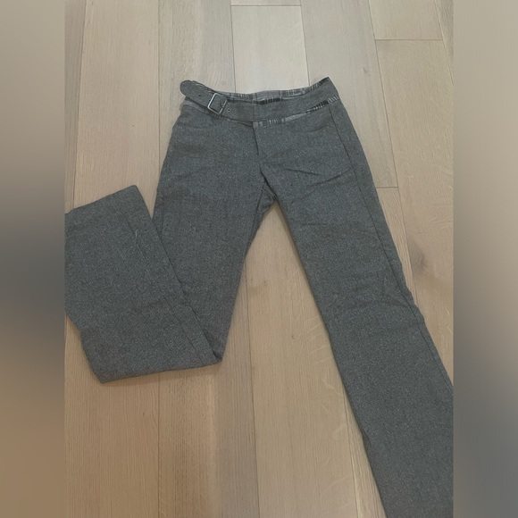 Adorable low waisted trousers with plaid detail - Picture 2 of 6